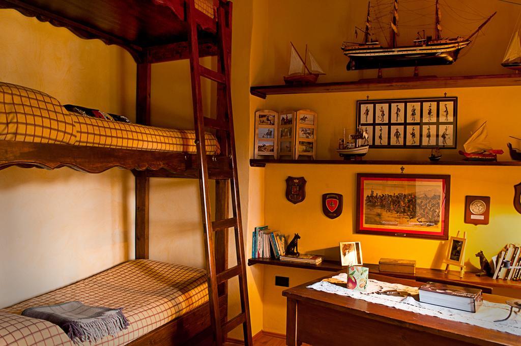 Strassoldo B&B Casa Medievale Del Mugnaio الغرفة الصورة